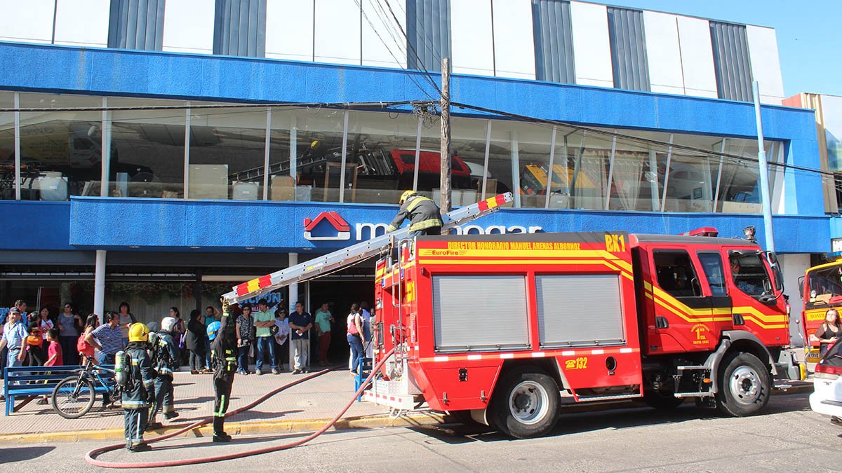 Amago incendio Multihogar de Santa Cruz, diciembre de 2015